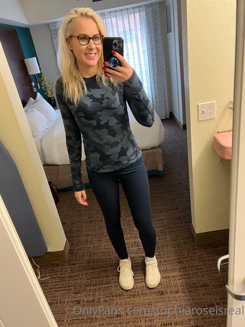 Photo by sophiaroseisreal published on May 17,2023 18:47:20 - BestThots