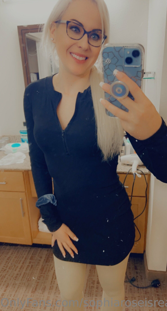 Photo by sophiaroseisreal published on May 17,2023 18:48:01 - BestThots