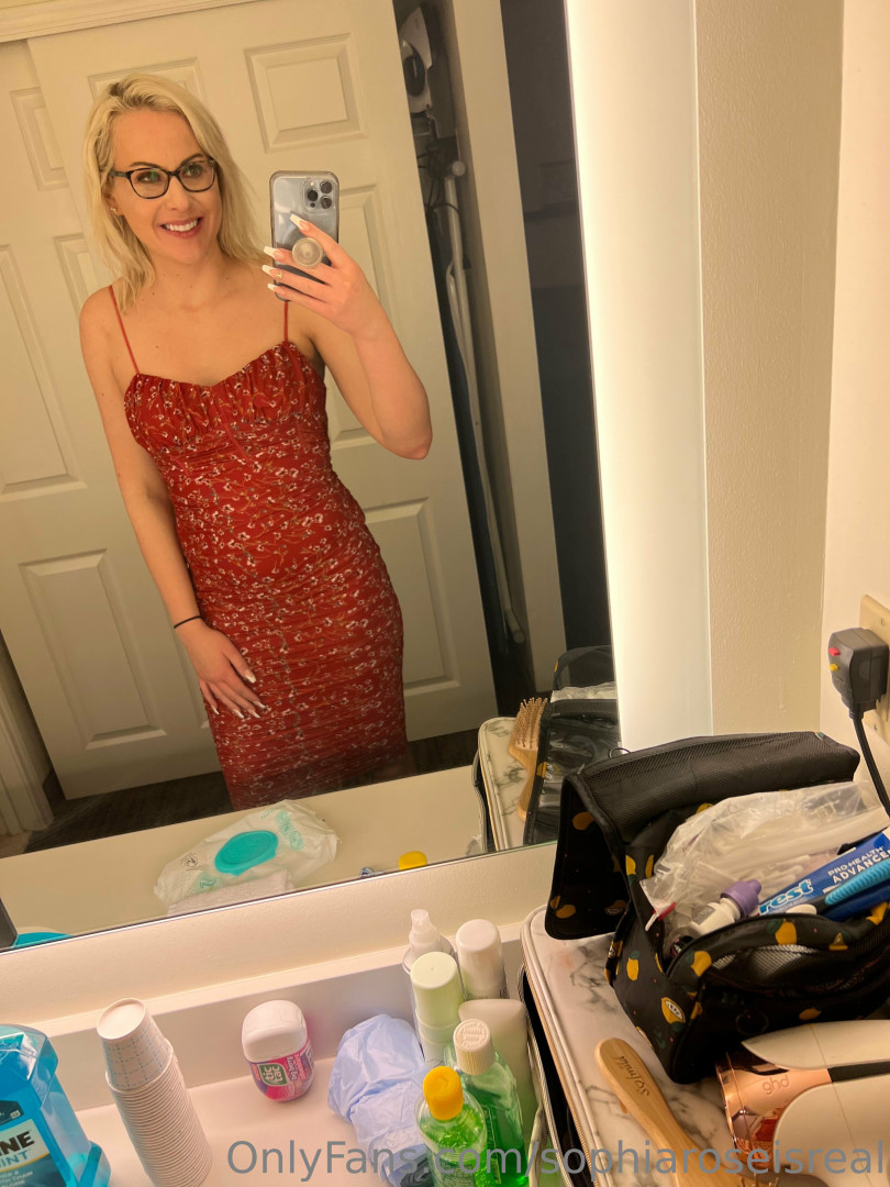 Photo by sophiaroseisreal published on May 17,2023 18:48:28 - BestThots