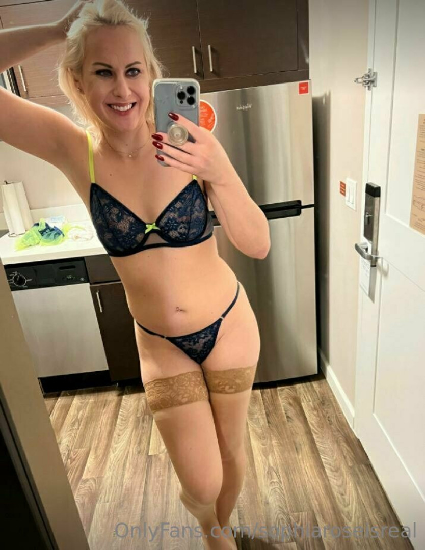 Photo by sophiaroseisreal published on May 17,2023 18:49:02 - BestThots