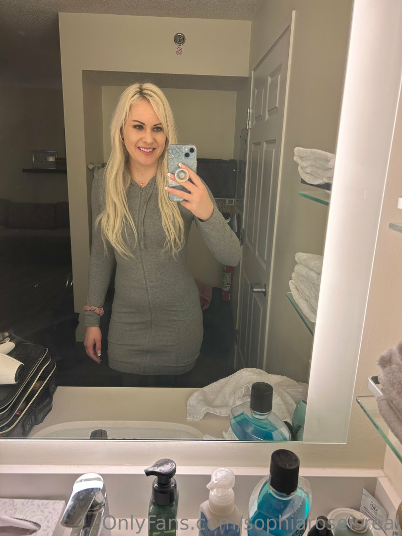 Photo by sophiaroseisreal published on May 17,2023 18:49:06 - BestThots