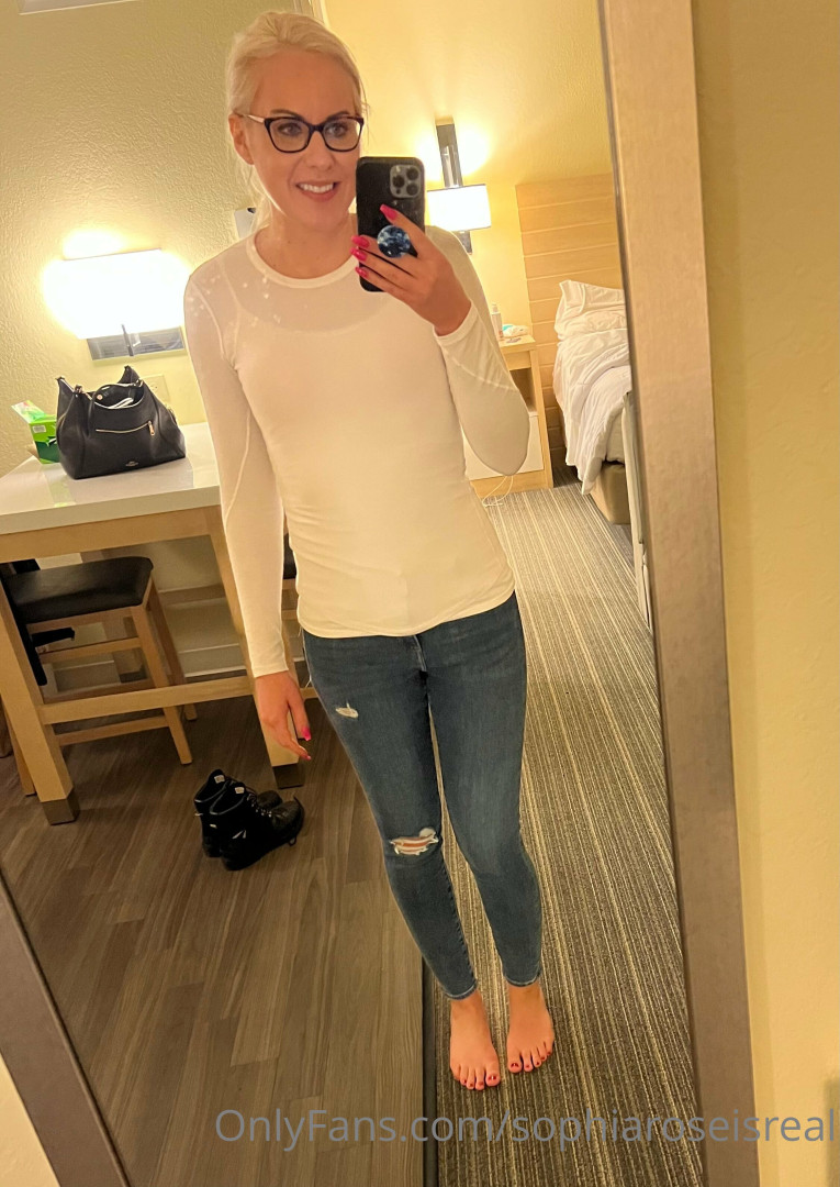 Photo by sophiaroseisreal published on May 17,2023 18:49:48 - BestThots