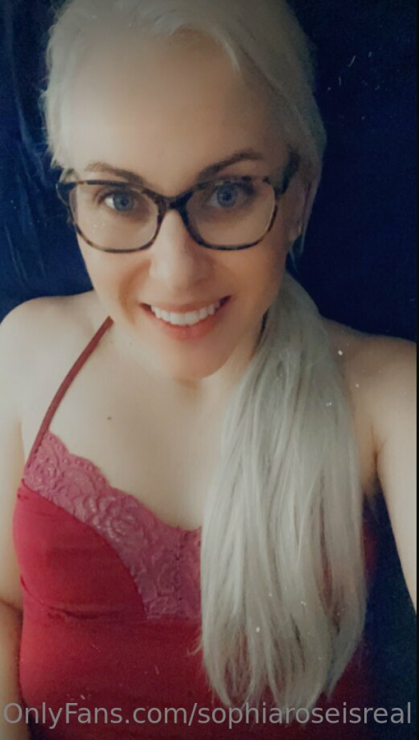 Photo by sophiaroseisreal published on May 17,2023 18:50:06 - BestThots