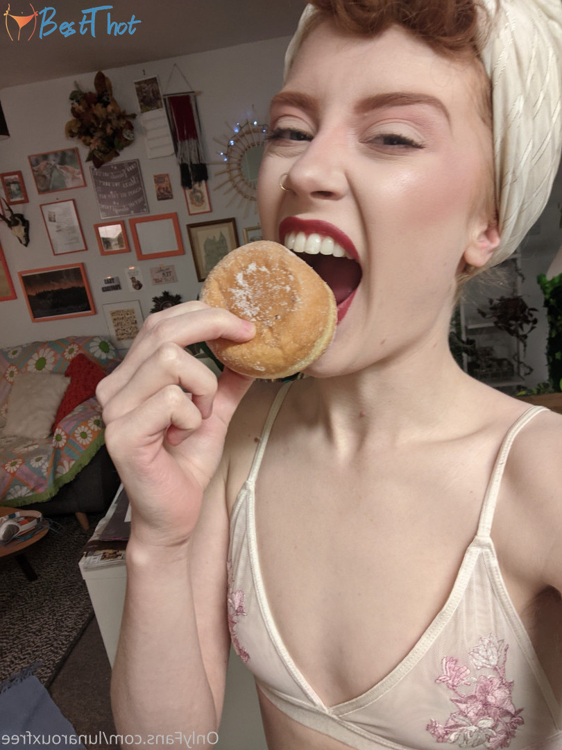 Photo by lunarouxfree published on December 13,2024 16:05:46 - BestThots