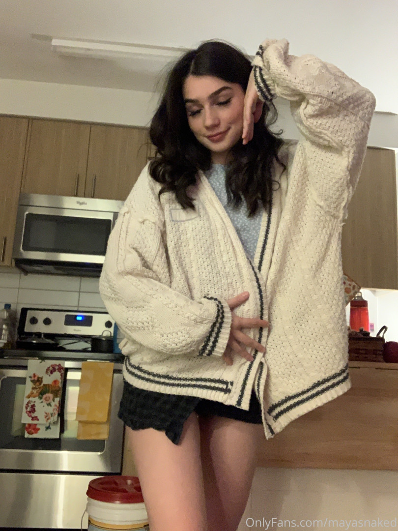 Photo by mayasnaked published on August 23,2023 06:25:44 - BestThots