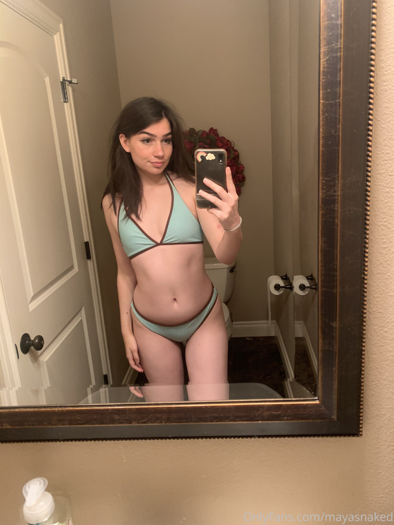 Photo by mayasnaked published on August 23,2023 06:32:11 - BestThots