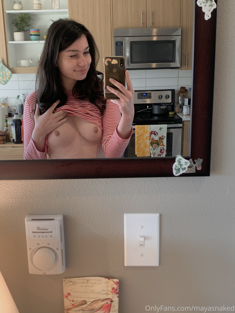 Photo by mayasnaked published on August 23,2023 06:57:49 - BestThots