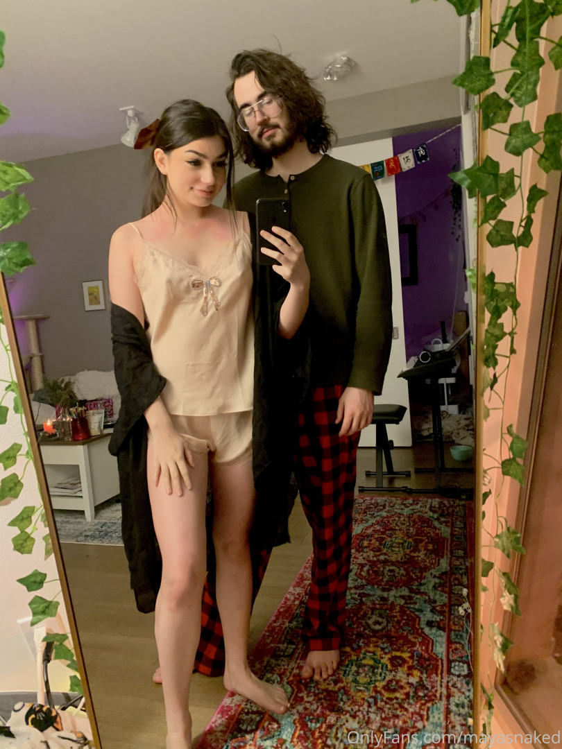 Photo by mayasnaked published on August 23,2023 07:16:40 - BestThots