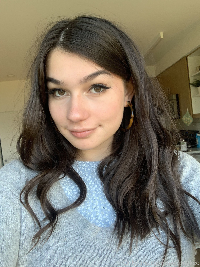 Photo by mayasnaked published on August 23,2023 07:29:03 - BestThots