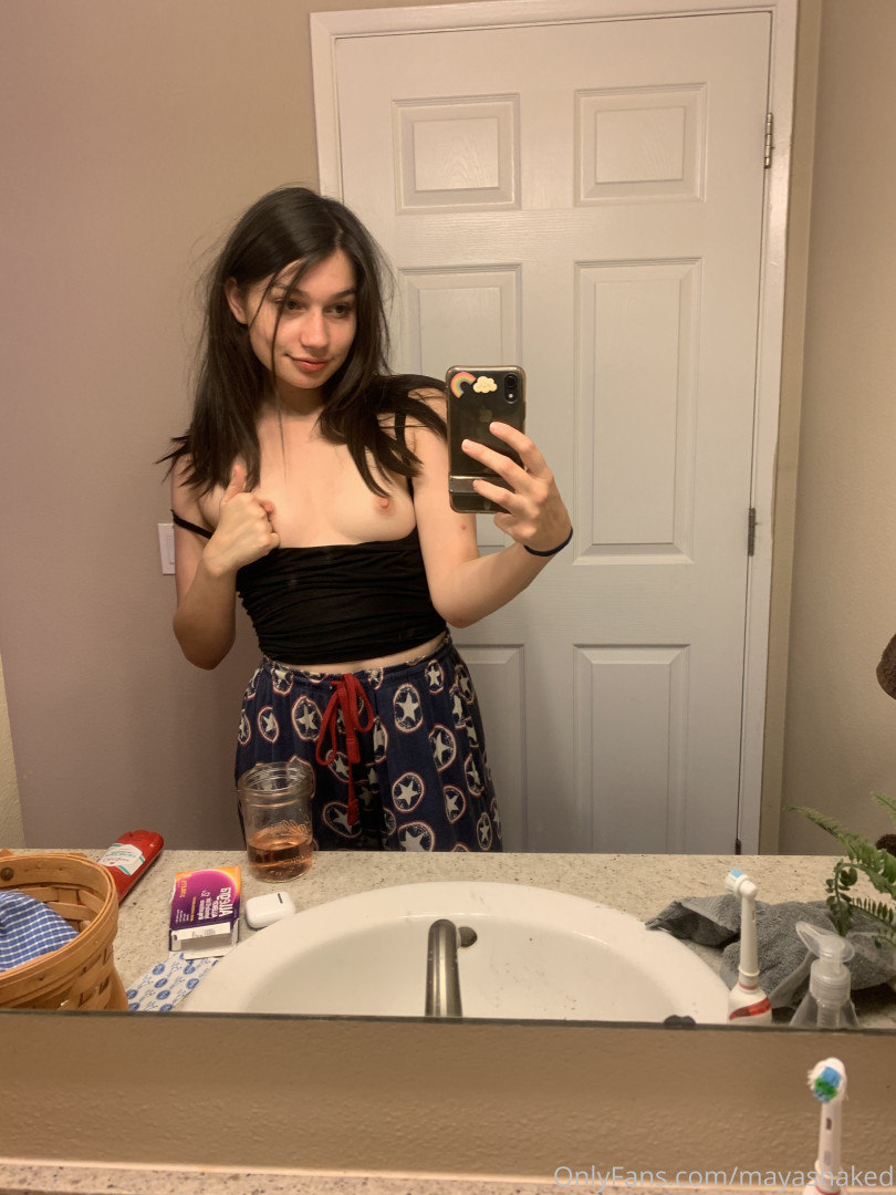 Photo by mayasnaked published on August 23,2023 07:36:51 - BestThots