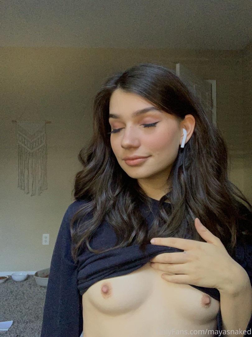 Photo by mayasnaked published on August 23,2023 07:38:38 - BestThots