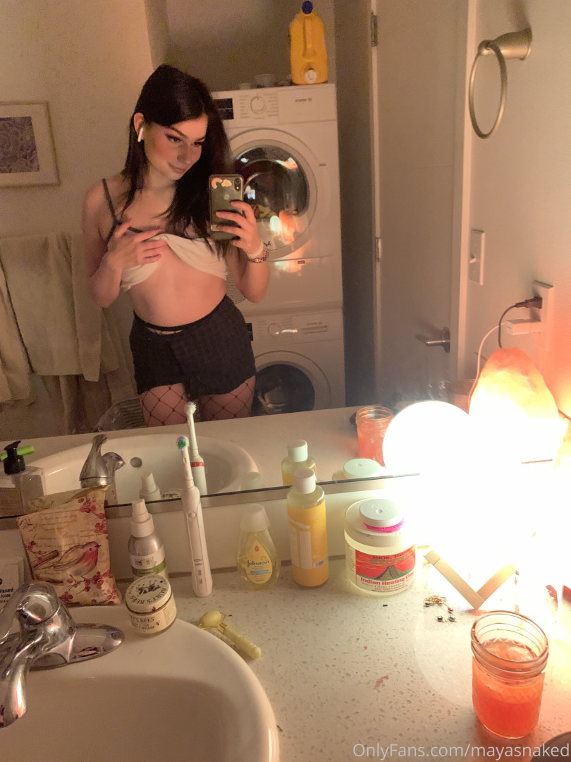 Photo by mayasnaked published on August 23,2023 07:51:05 - BestThots