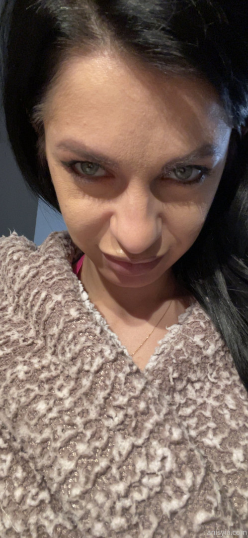 Photo by anisyia published on November 21,2023 12:56:56 - BestThots