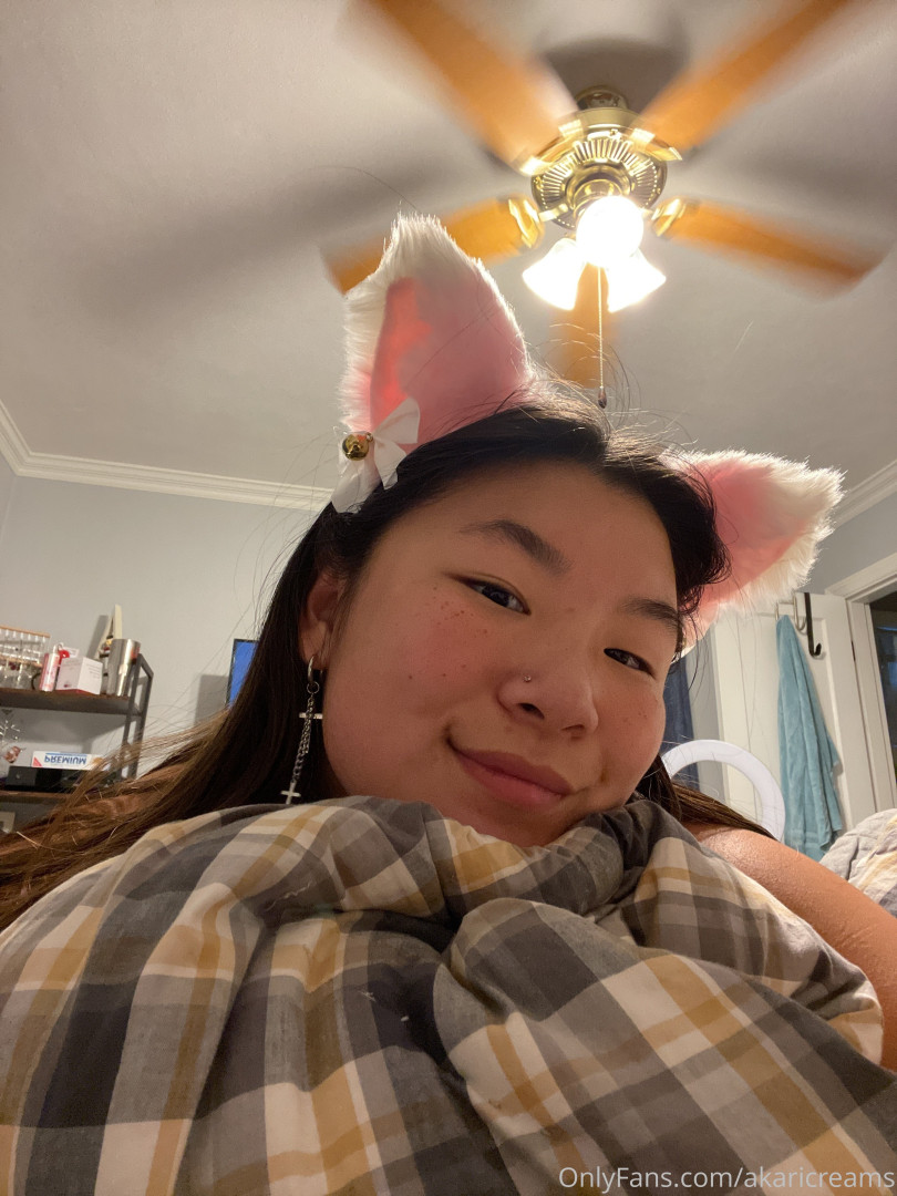 Photo by akaricreams published on November 20,2023 04:29:21 - BestThots