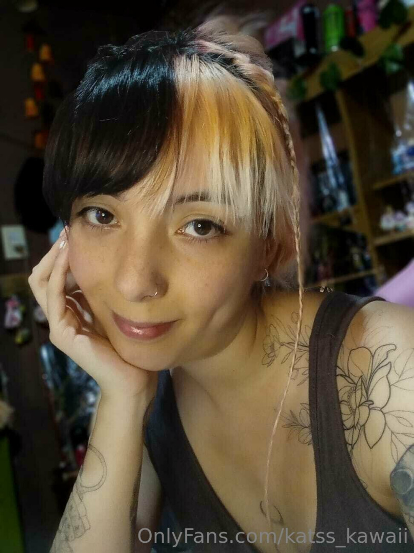Photo by katss_kawaii published on October 24,2023 17:25:54 - BestThots