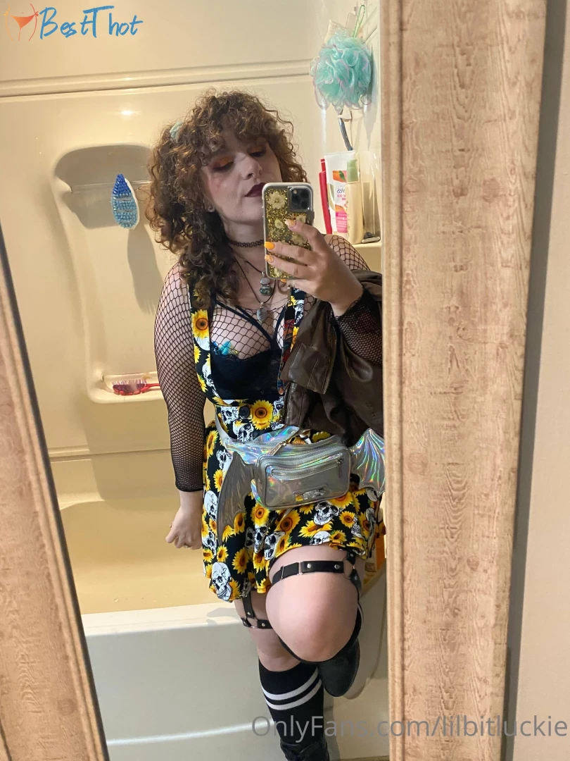 lilbitluckie #9815038