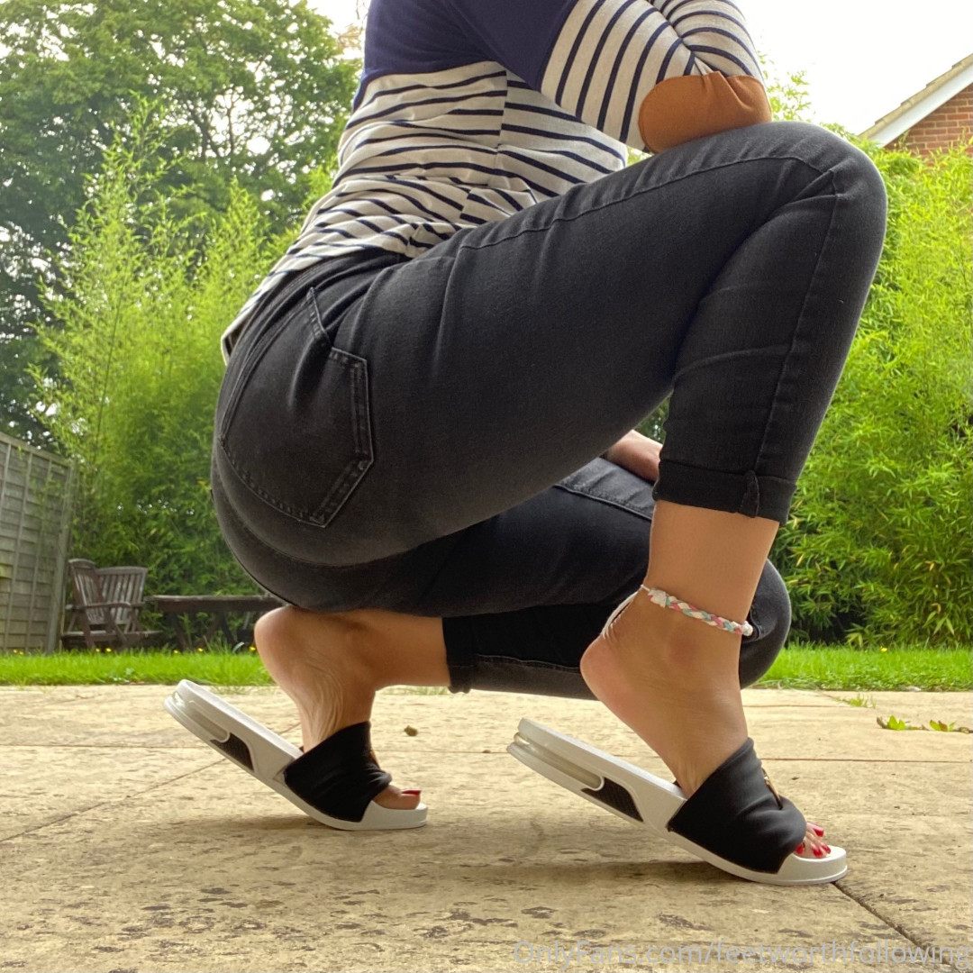 Photo by feetworthfollowing published on June 28,2023 05:04:32 - BestThots
