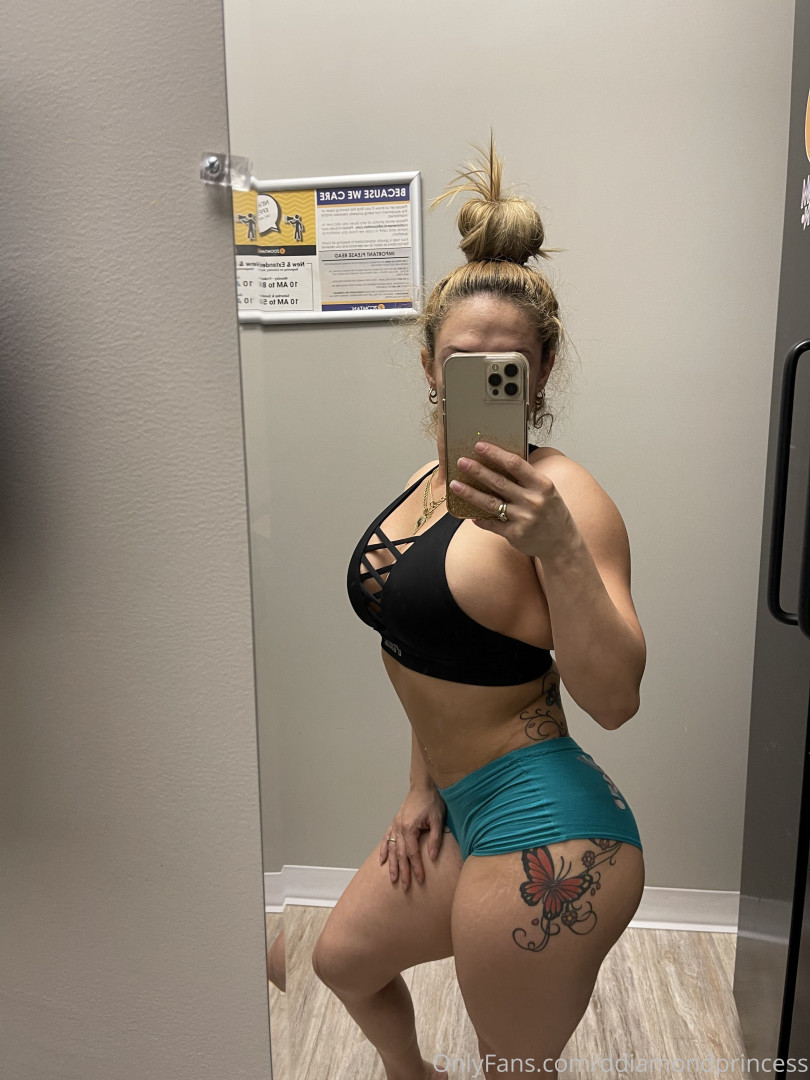 Photo by ddiamondprincess published on October 16,2023 00:47:49 - BestThots