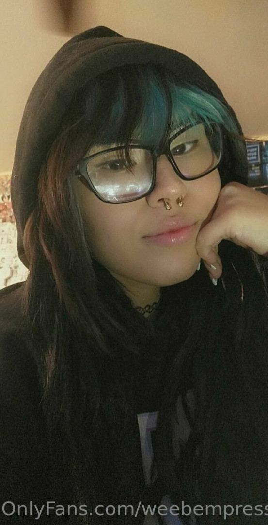 Photo by weebempresskittenlee published on June 3,2023 23:55:47 - BestThots