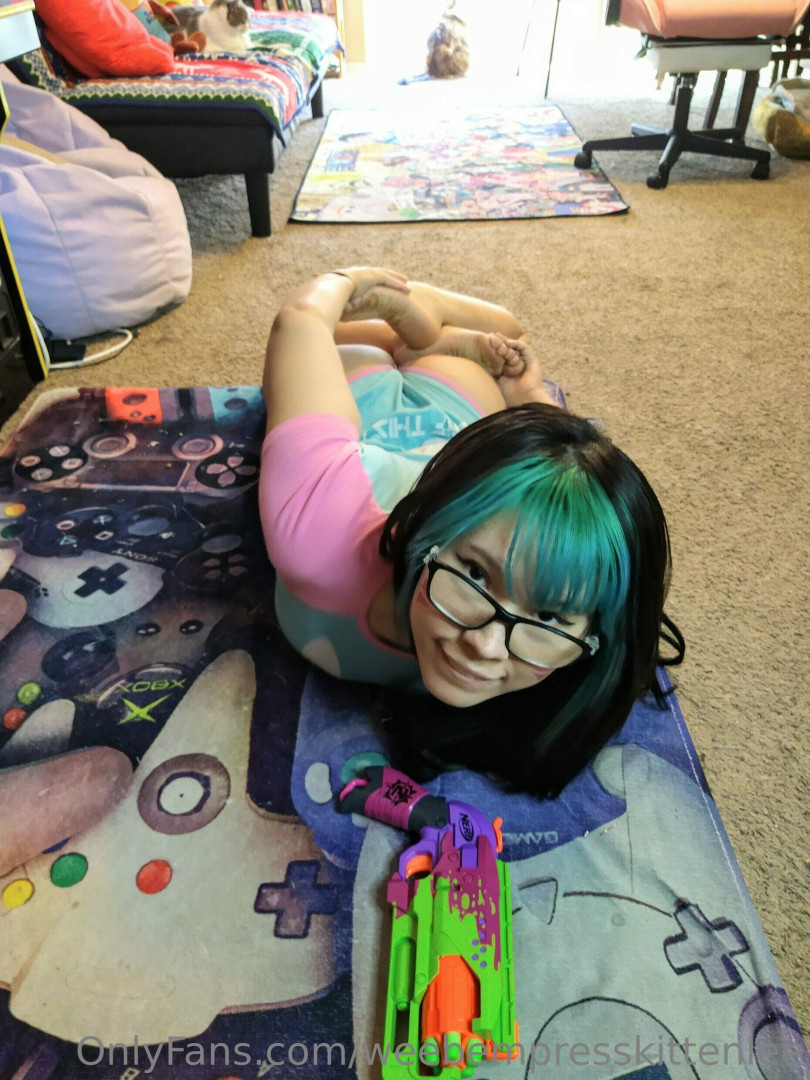 Photo by weebempresskittenlee published on June 3,2023 23:58:25 - BestThots