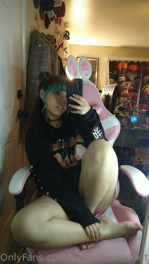 Photo by weebempresskittenlee published on June 4,2023 00:00:34 - BestThots