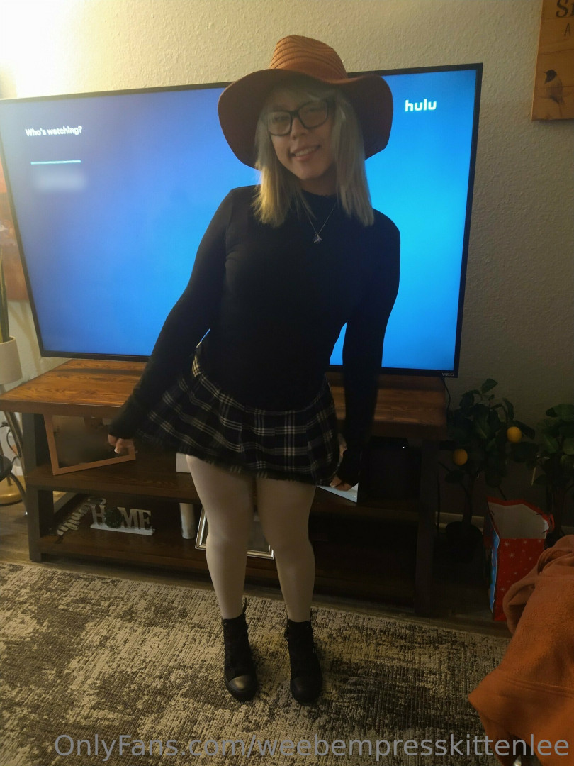 Photo by weebempresskittenlee published on June 4,2023 00:05:15 - BestThots