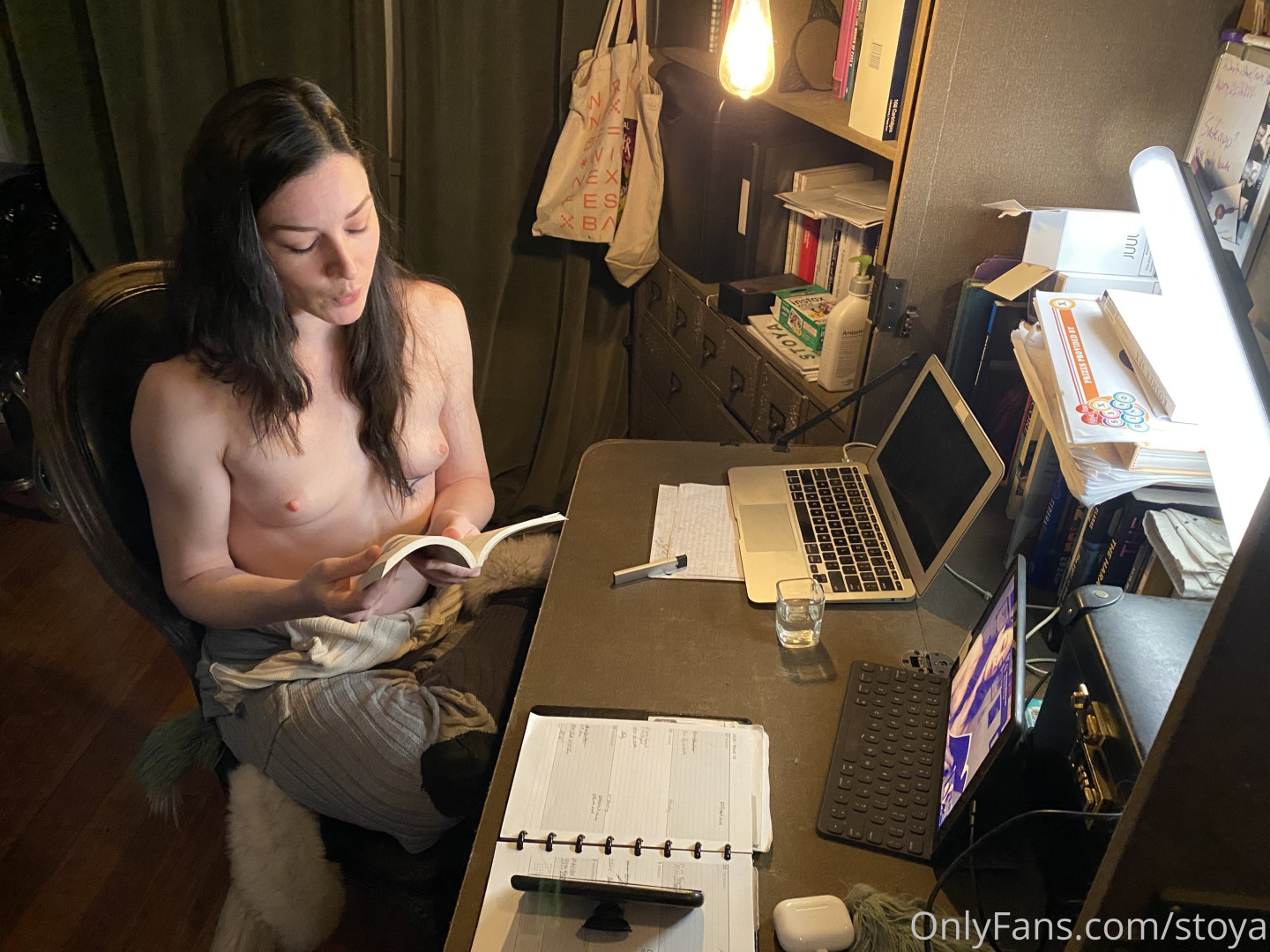 Photo by stoya published on October 16,2023 03:07:16 - BestThots