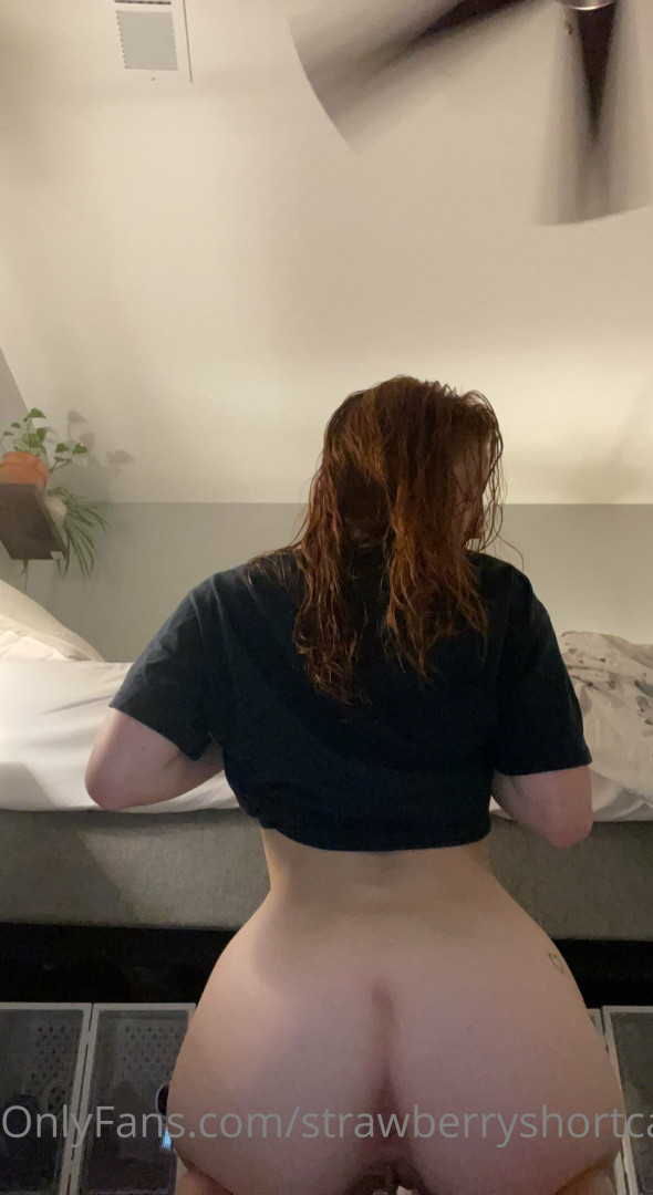 Photo by strawberryshortcakes420 published on May 17,2023 14:29:29 - BestThots
