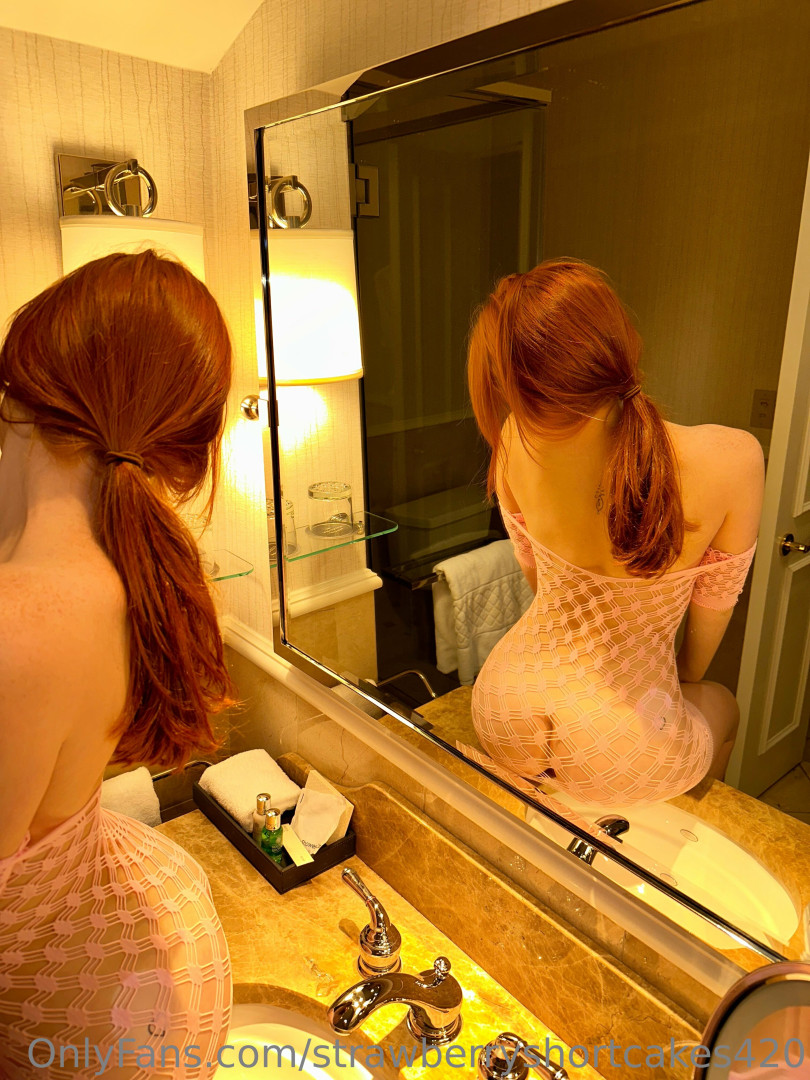 Photo by strawberryshortcakes420 published on May 17,2023 14:32:03 - BestThots