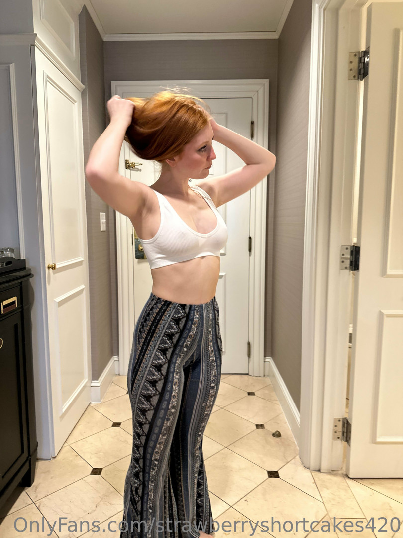 Photo by strawberryshortcakes420 published on May 17,2023 14:34:05 - BestThots