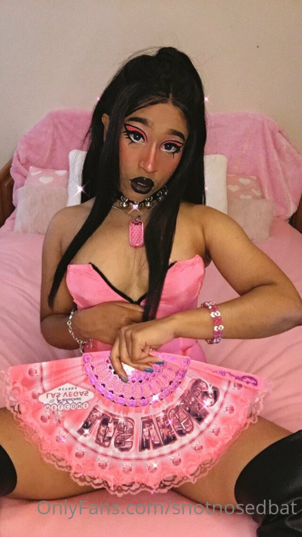 Photo by snotnosedbat published on October 11,2023 17:05:03 - BestThots