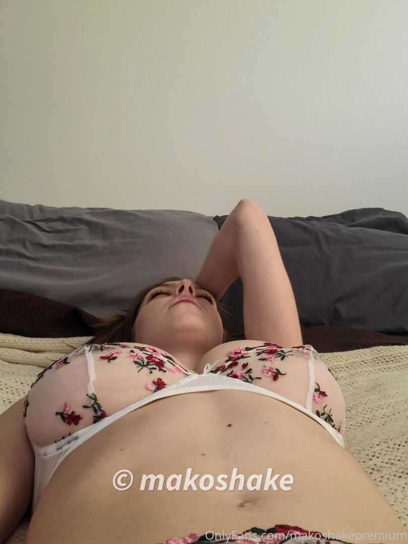 Photo by carmen-rae published on June 7,2023 14:18:19 - BestThots