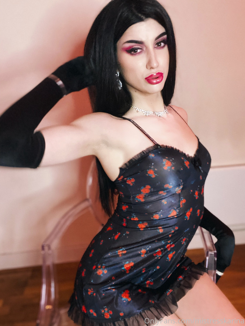 Photo by mistresskarina published on October 14,2023 20:41:06 - BestThots