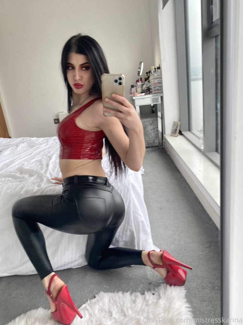 Photo by mistresskarina published on October 14,2023 21:10:19 - BestThots