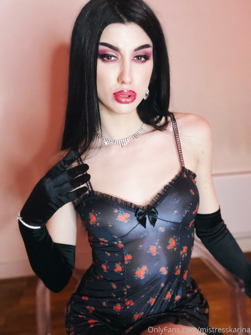 Photo by mistresskarina published on October 14,2023 21:14:50 - BestThots