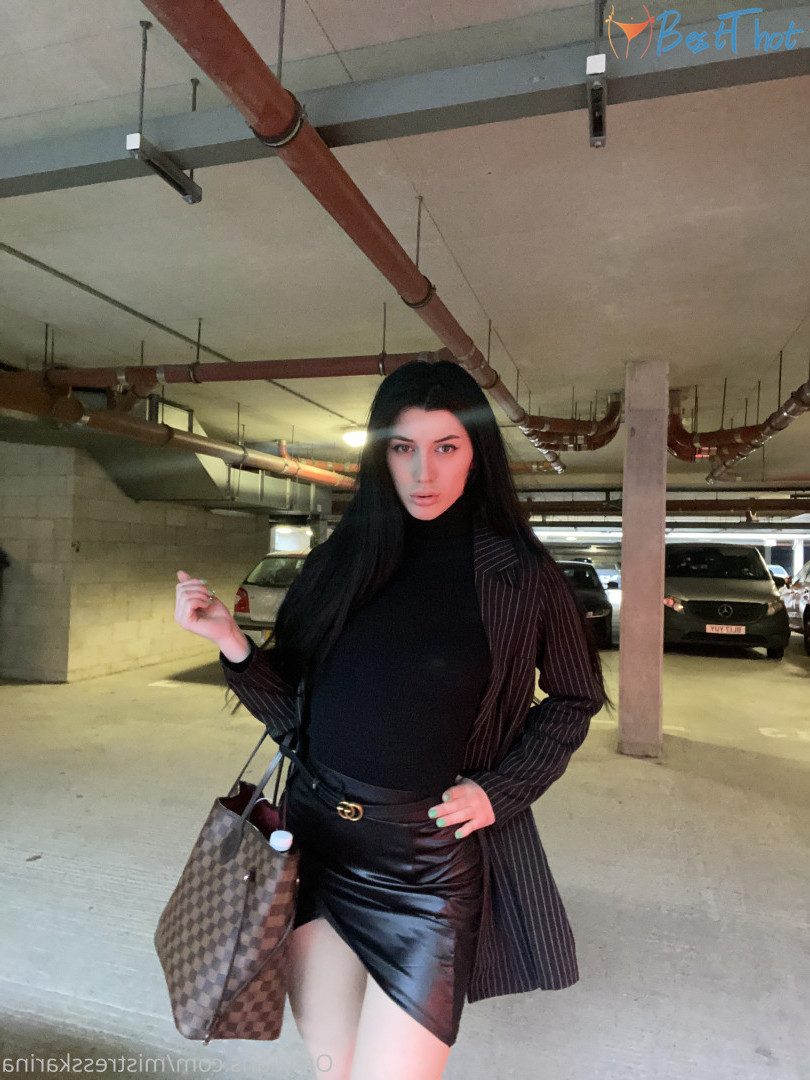 Photo by mistresskarina published on December 25,2024 05:12:11 - BestThots