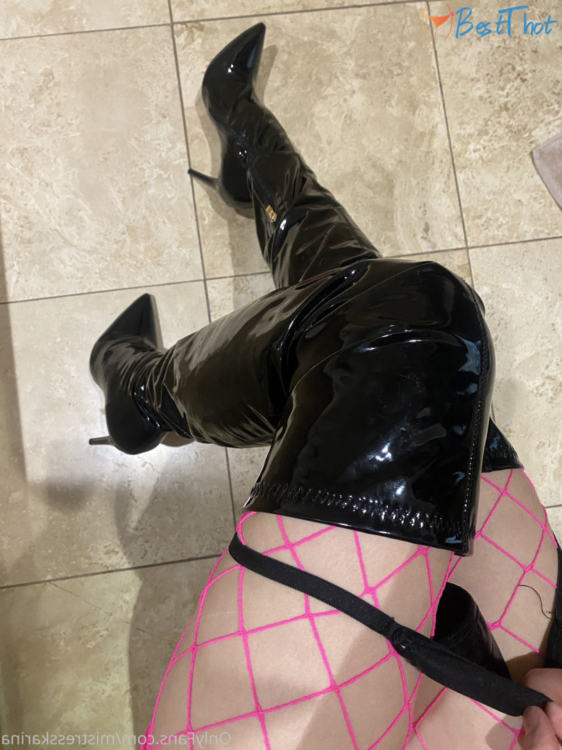 Photo by mistresskarina published on December 25,2024 09:11:51 - BestThots