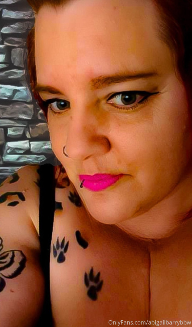 Photo by abigailbarrybbw published on November 20,2023 09:52:00 - BestThots