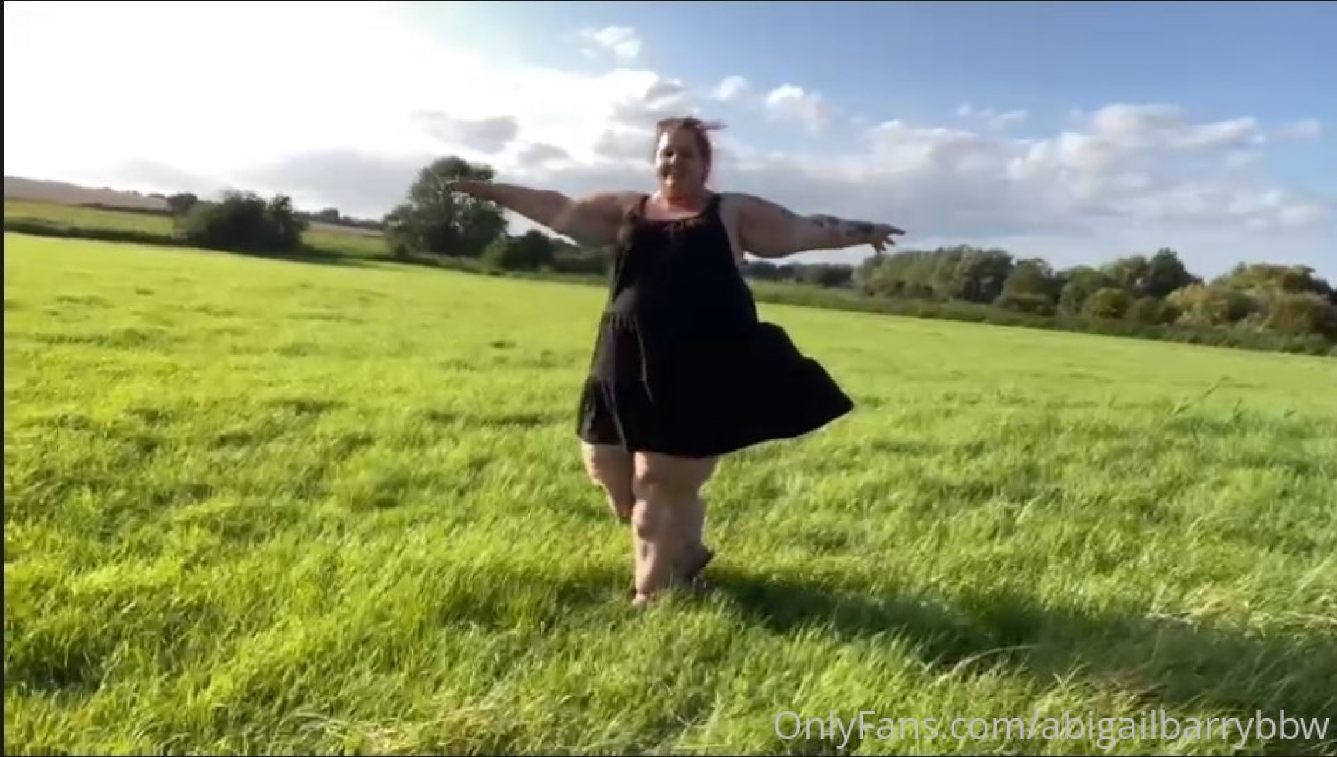 Photo by abigailbarrybbw published on November 20,2023 09:52:08 - BestThots