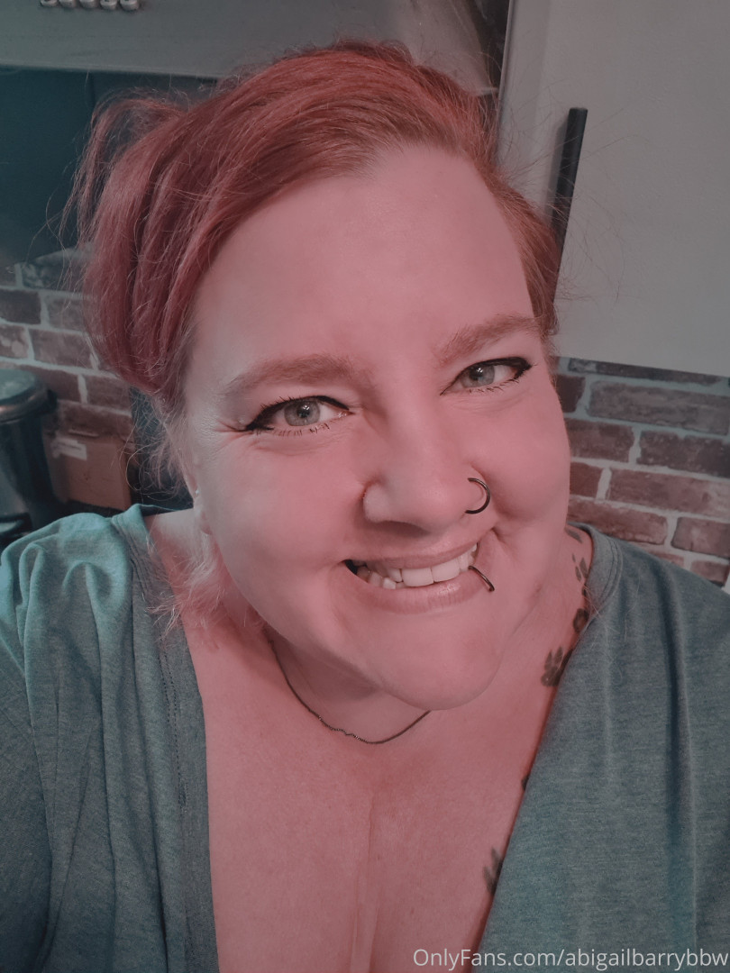 Photo by abigailbarrybbw published on November 20,2023 09:52:28 - BestThots