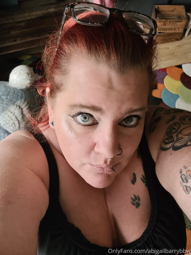 Photo by abigailbarrybbw published on November 20,2023 09:52:42 - BestThots