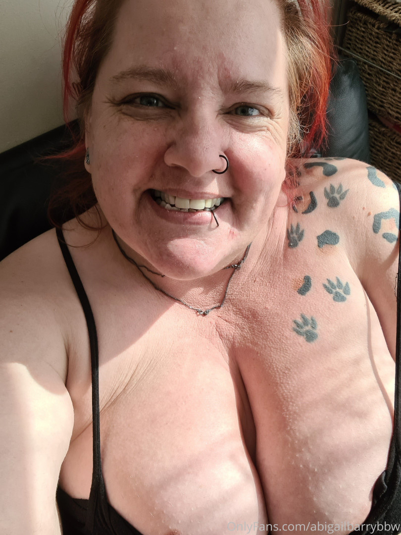 Photo by abigailbarrybbw published on November 20,2023 09:52:49 - BestThots