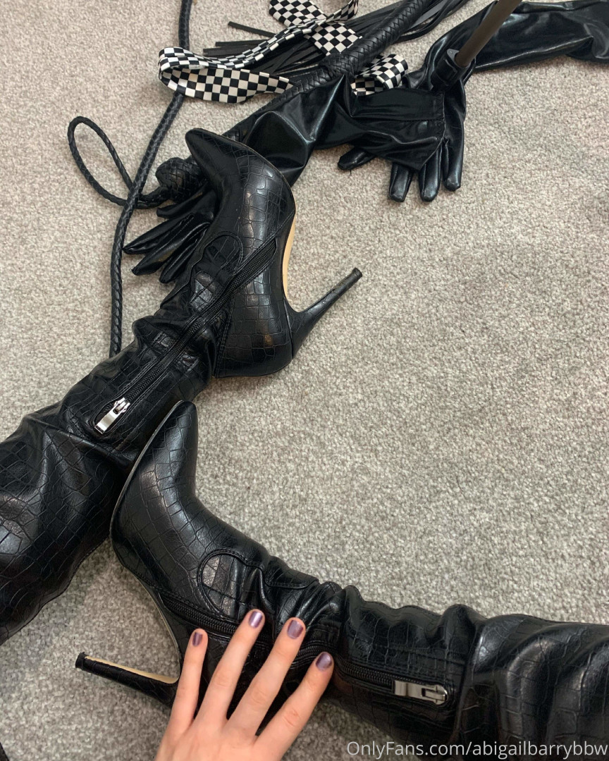 Photo by abigailbarrybbw published on November 20,2023 09:52:50 - BestThots