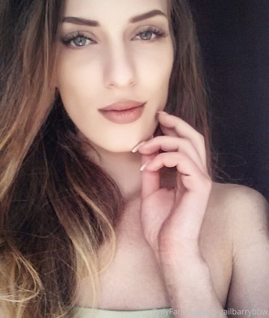 Photo by abigailbarrybbw published on November 20,2023 09:53:30 - BestThots