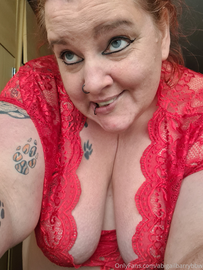 Photo by abigailbarrybbw published on November 20,2023 09:54:09 - BestThots