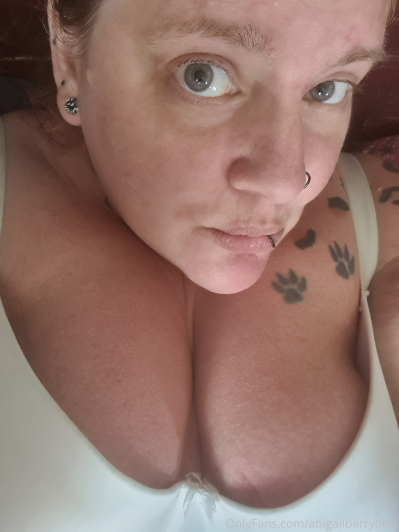 Photo by abigailbarrybbw published on November 20,2023 09:54:13 - BestThots