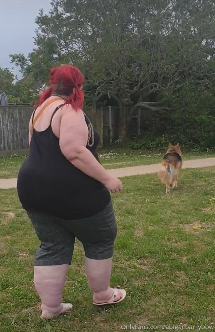 Photo by abigailbarrybbw published on November 20,2023 09:54:17 - BestThots