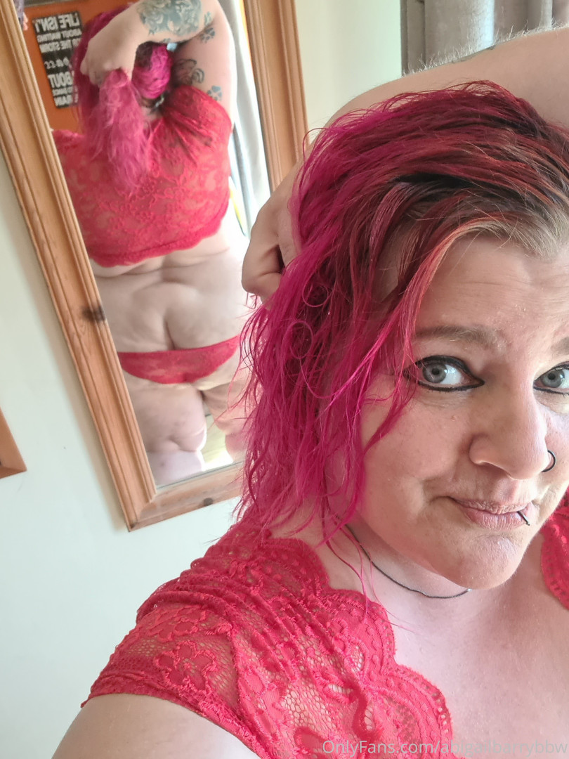 Photo by abigailbarrybbw published on November 20,2023 09:54:30 - BestThots