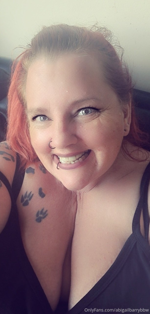 Photo by abigailbarrybbw published on November 20,2023 09:54:30 - BestThots