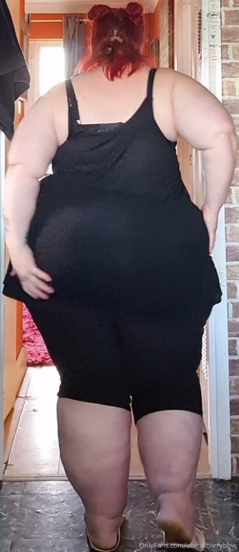 Photo by abigailbarrybbw published on November 20,2023 09:54:31 - BestThots